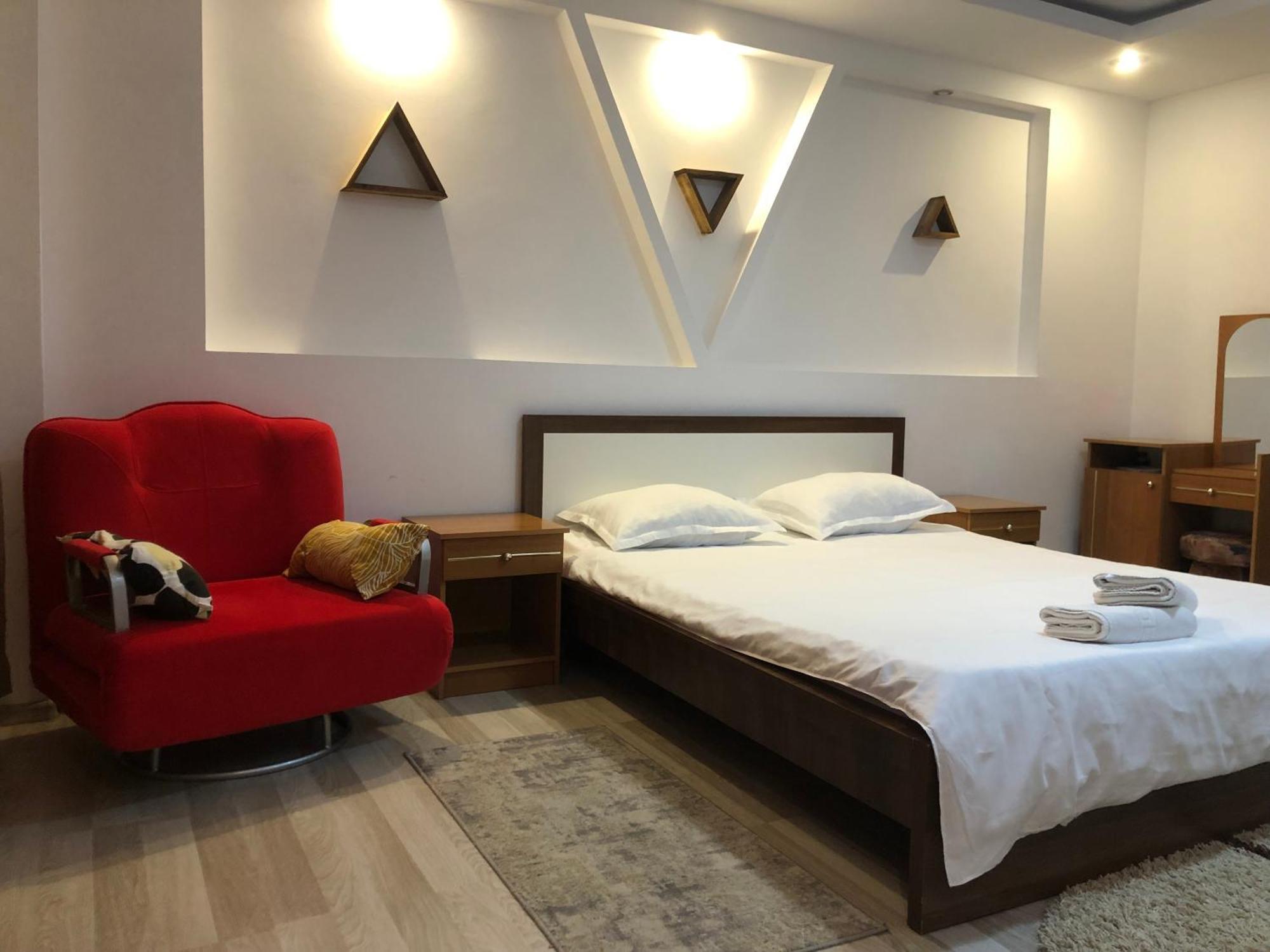 Charming And Intimate Getaway In Bucharest - Near Unirii Square Apartman Kültér fotó
